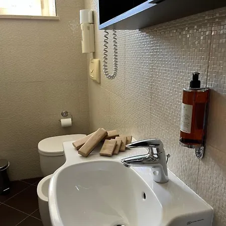 Agriturismo Cascina Graziosa Farm stay *