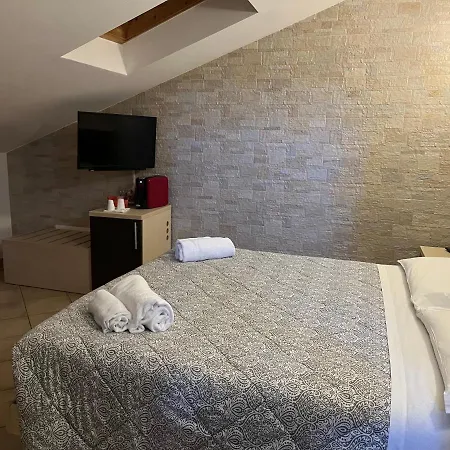 Agriturismo Cascina Graziosa Farm stay *